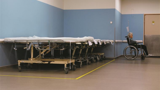 Covid-1: Hotéis de Espinho cedem material para hospital de campanha com 150 camas