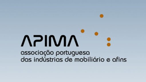 Covid-19: Empresas portuguesas unem-se para produção de viseiras em acrílico