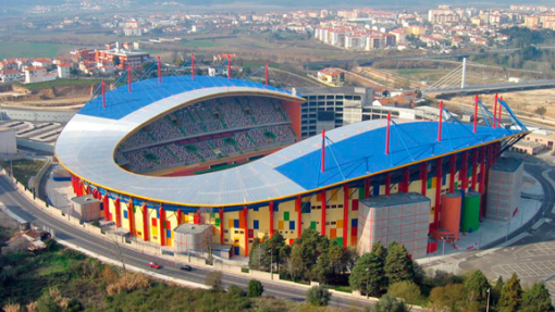 Covid-19: Estádio de Leiria operacional na terça-feira para testes a utentes referenciados