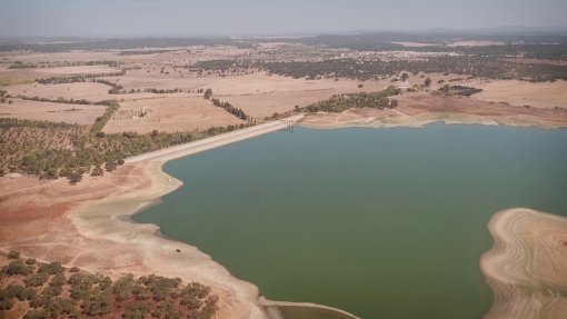 Covid-19: Évora e Arraiolos interditam acesso à albufeira do Divor