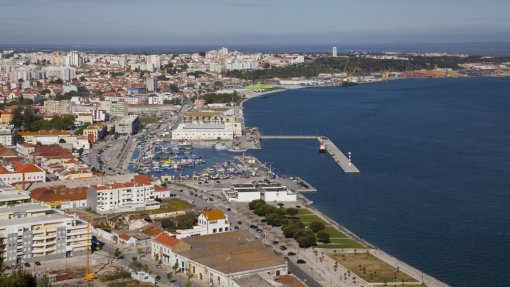 Covid-19: Setúbal encerra zona ribeirinha e acesso às praias a partir de abril