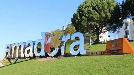 Covid-19: Amadora suspende mensalidade nas creches e isenta ou adia rendas