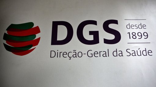 Covid-19: DGS admite duplicação de casos no boletim de segunda-feira