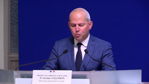 Covid-19: Número de mortos em França aumenta 499 em 24 horas