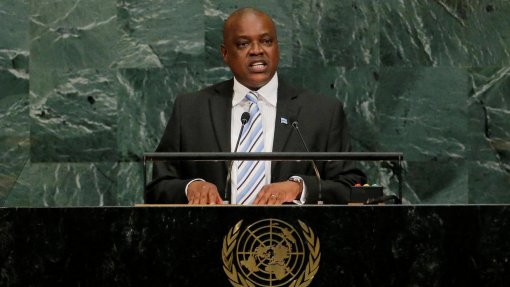 Covid-19: Presidente do Botsuana termina quarentena após testes negativos