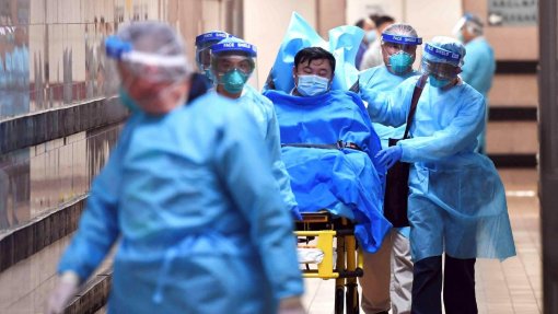 Covid-19: Estados Unidos concluem que China falseou dados severidade do vírus