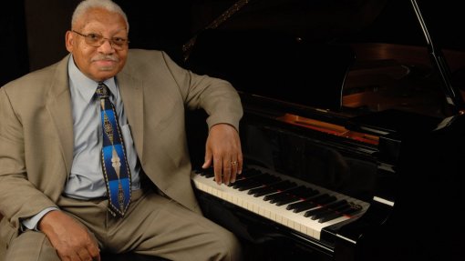 Covid-19: Músico de jazz Ellis Marsalis morreu infetado aos 85 anos