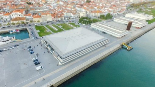 Covid-19: Hospital com 121 camas montado na maior sala de espetáculos do Alto Minho