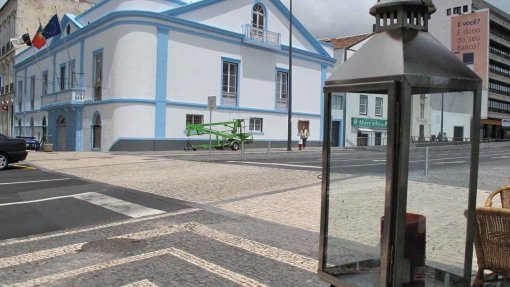 Covid-19: PSP detém duas pessoas nos Açores por não cumprirem isolamento
