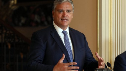 Covid-19: Governo dos Açores diz não ter dados que apontem falta de material médico