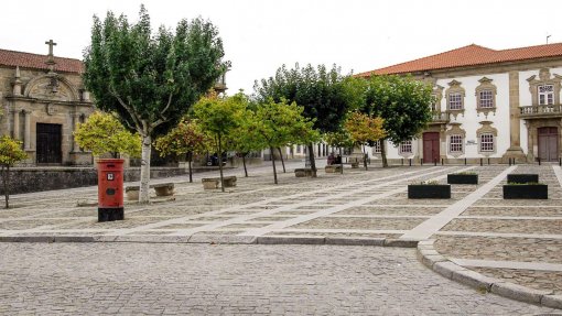 Covid-19: Câmara de Moimenta da Beira autoriza vendedores ambulantes