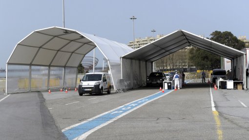 Covid-19: Centro de rastreio de Matosinhos tem capacidade para 100 testes diários