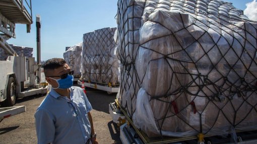 Covid-19: Milhares de máscaras de proteção para a polícia alemã retidas na Tailândia