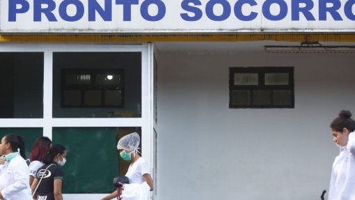 Covid-19: Falta de compreensão do Governo atrasou planos do Ministério da Saúde no Brasil