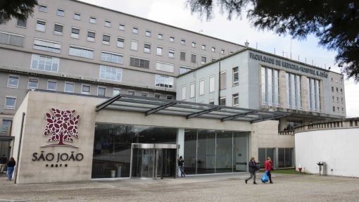 Covid-19: Hospital de S. João lança ferramenta que ajuda na gestão dos dias em isolamento