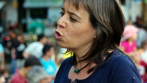 Covid-19: Catarina Martins quer que AR faça justiça aos sócios-gerentes das microempresas