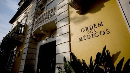 Covid-19: Ordem e escolas médicas insistem na divulgação de todos os dados aos investigadores