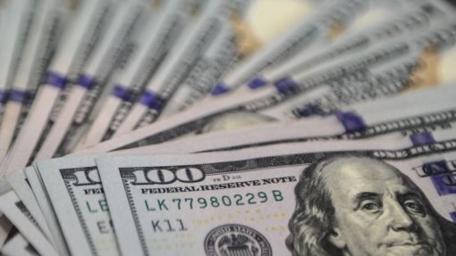 Covid-19: Fed avança com 2,3 biliões de dólares para apoiar economia