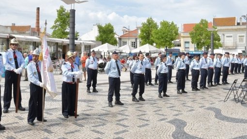 Covid-19: Federação dos Bombeiros de Setúbal denuncia falta de equipamento de proteção