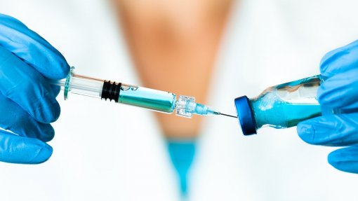 Covid-19: Mais de 100 vacinas candidatas, cinco em ensaios clínicos - Nature