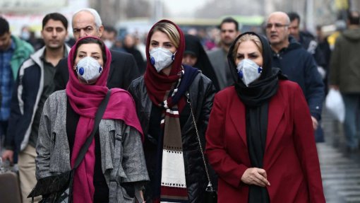 Covid-19: Irão regista mais 122 mortes e totaliza 4.232 vítimas da pandemia