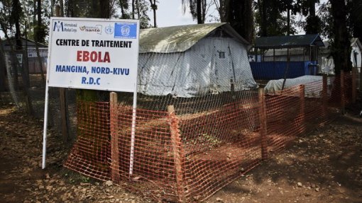 Ébola: RDCongo deteta novo caso a três dias de declarar fim do surto - OMS