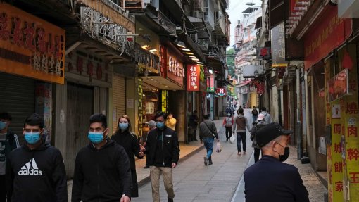 Covid-19: Macau vende cerca de 46 milhões de máscaras desde início do surto