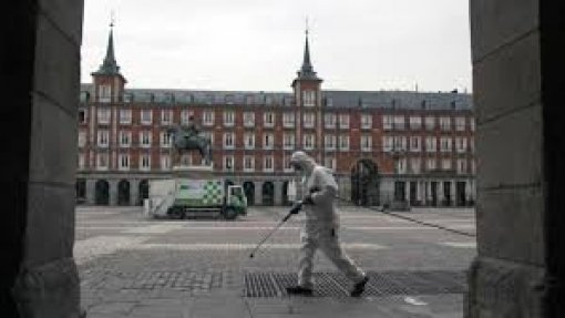 Covid-19: Madrid começa a encerrar morgues abertas provisoriamente