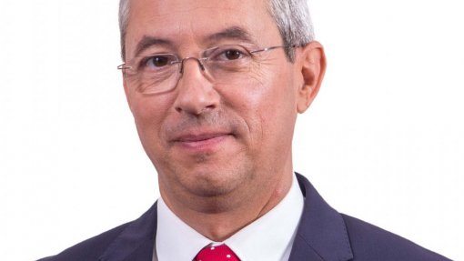 Covid-19: Câmara de Ovar diz que 300 das 1.500 maiores empresas locais estão a laborar