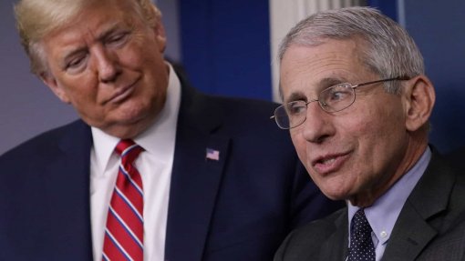 Covid-19: Hospital italiano diz que contratará conselheiro de Trump caso seja demitido