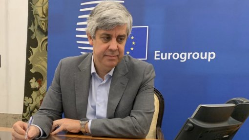 Covid-19: Dinheiro para apoiar países deve estar disponível até início do verão - Centeno
 