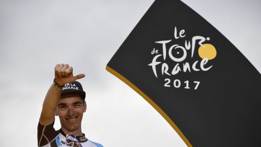 Covid-19: Romain Bardet poderá correr o Tour em agosto