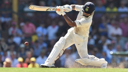 Covid-19: Liga indiana de críquete suspensa por tempo indeterminado