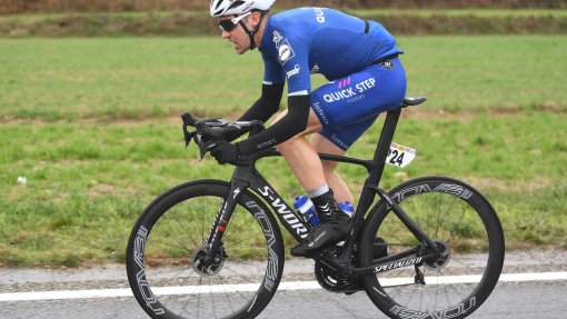 Covid-19: Schachmann quer Tour cancelado se saúde dos ciclistas não estiver garantida