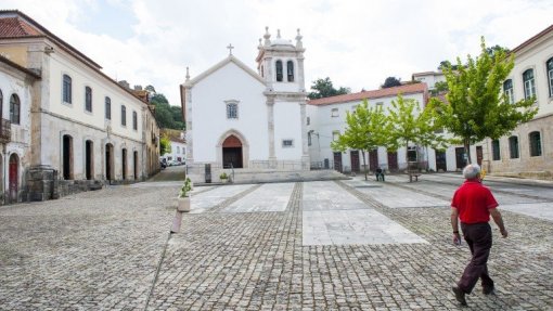 Covid-19: Município de Ourém determina reabertura condicionada de mercados