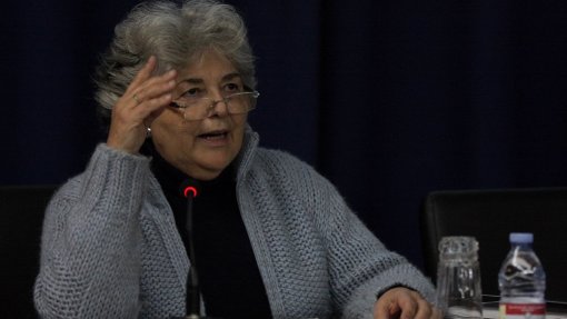 Óbito/Maria de Sousa: Parlamento presta homenagem a imunologista