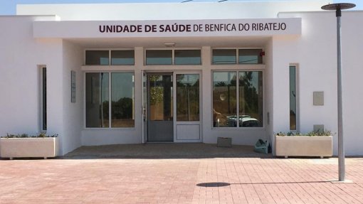 Covid-19: Unidade de saúde de Benfica do Ribatejo fecha durante duas semanas