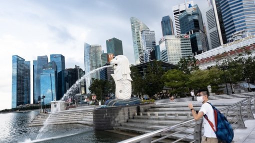 Covid-19: Singapura revela aumento recorde de contaminações em 24 horas