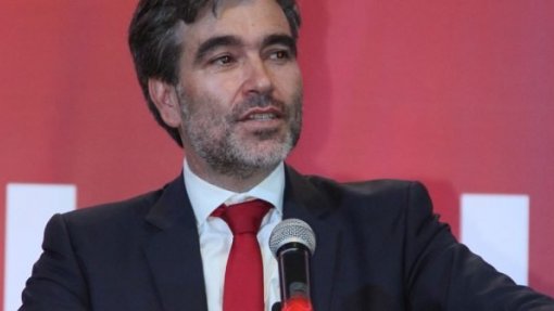 Covid-19: Chaves lança gabinete para mitigar efeitos da pandemia na economia local