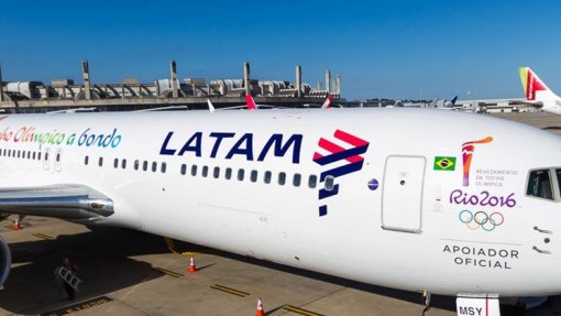 Covid-19: Companhia Latam prolonga para maio suspensão de 95% dos voos de passageiros