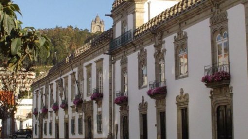 Covid-19: Viana do Castelo propõe reforço de 250 mil euros para mitigar impacto socioeconómico