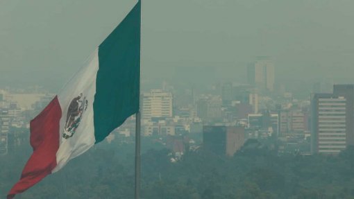 Patrões mexicanos pedem ao Governo para reabrir indústrias exportadoras