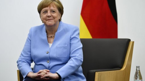 Covid-19: Alemanha anuncia contribuições elevadas no orçamento da UE