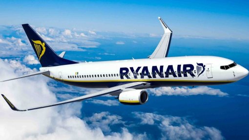 Covid-19: Ryanair não retoma voos se tiver de deixar lugares vazios para manter distâncias (ATUALIZADA)