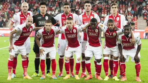 Covid-19: Standard Liège, de Orlando Sá, acerta redução salarial com futebolistas