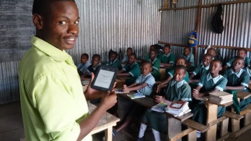Covid-19: Aulas à distância em África deixam para trás alunos sem tecnologia
