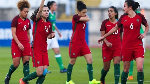 Covid-19: Europeu de futebol feminino adiado para 2022