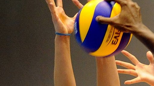 Covid-19: Confederação Europeia de Voleibol termina época e investe 11,5 ME