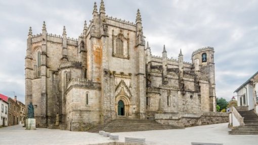 Covid-19: Paróquia da Guarda faz circular santo padroeiro pelas ruas