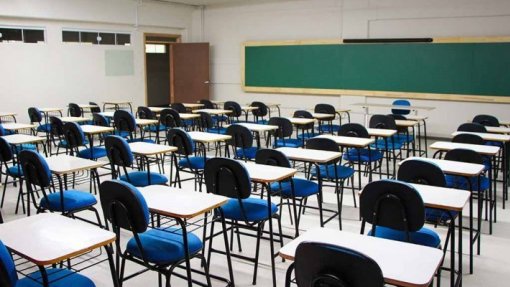 Covid-19: Diretores alertam que ainda não conhecem regras para reabrir escolas